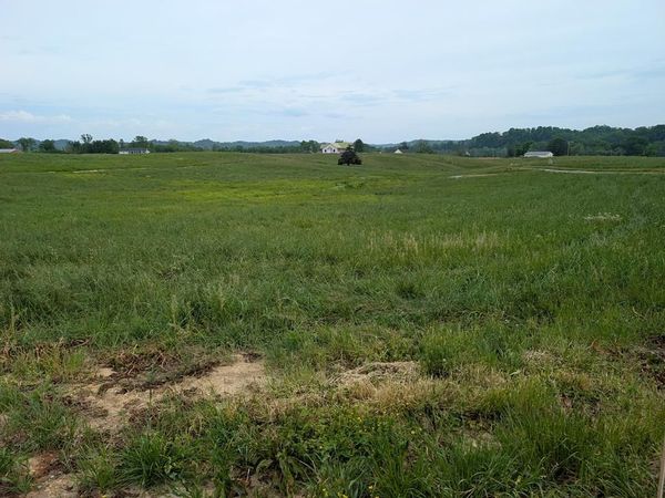 16 Rivertown Rd, Burkesville, KY 42717