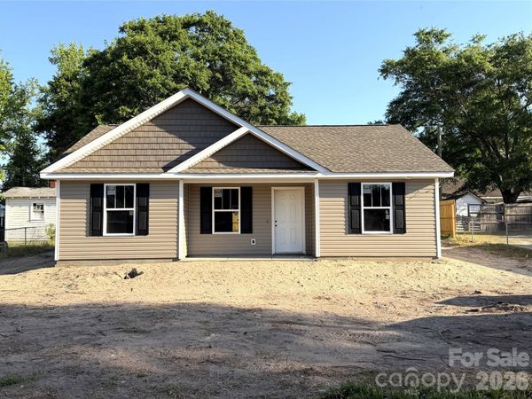 214 W 3rd Street , Kershaw, SC 29067