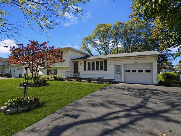61 Debby Lane, Rochester, NY 14606