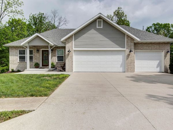 3391 N Wright Wood Avenue , Springfield, MO 65803