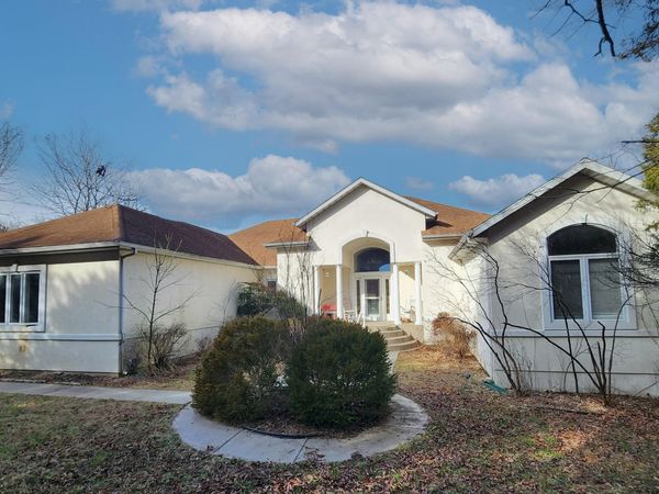 2016 Timberlake Road , Branson, MO 65616