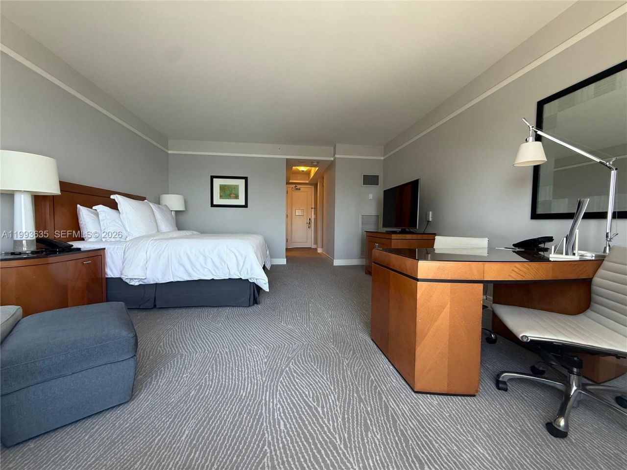 1435 Brickell Ave , Unit 3305, Miami, FL 33131 Photo