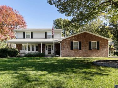 5822 Fieldcrest Way , Lincoln, NE 68512