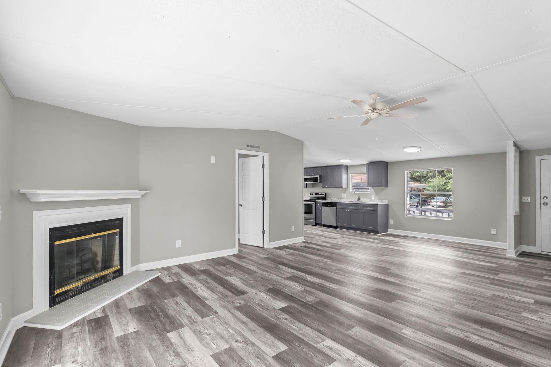 474 Grapevine St. Photo 14