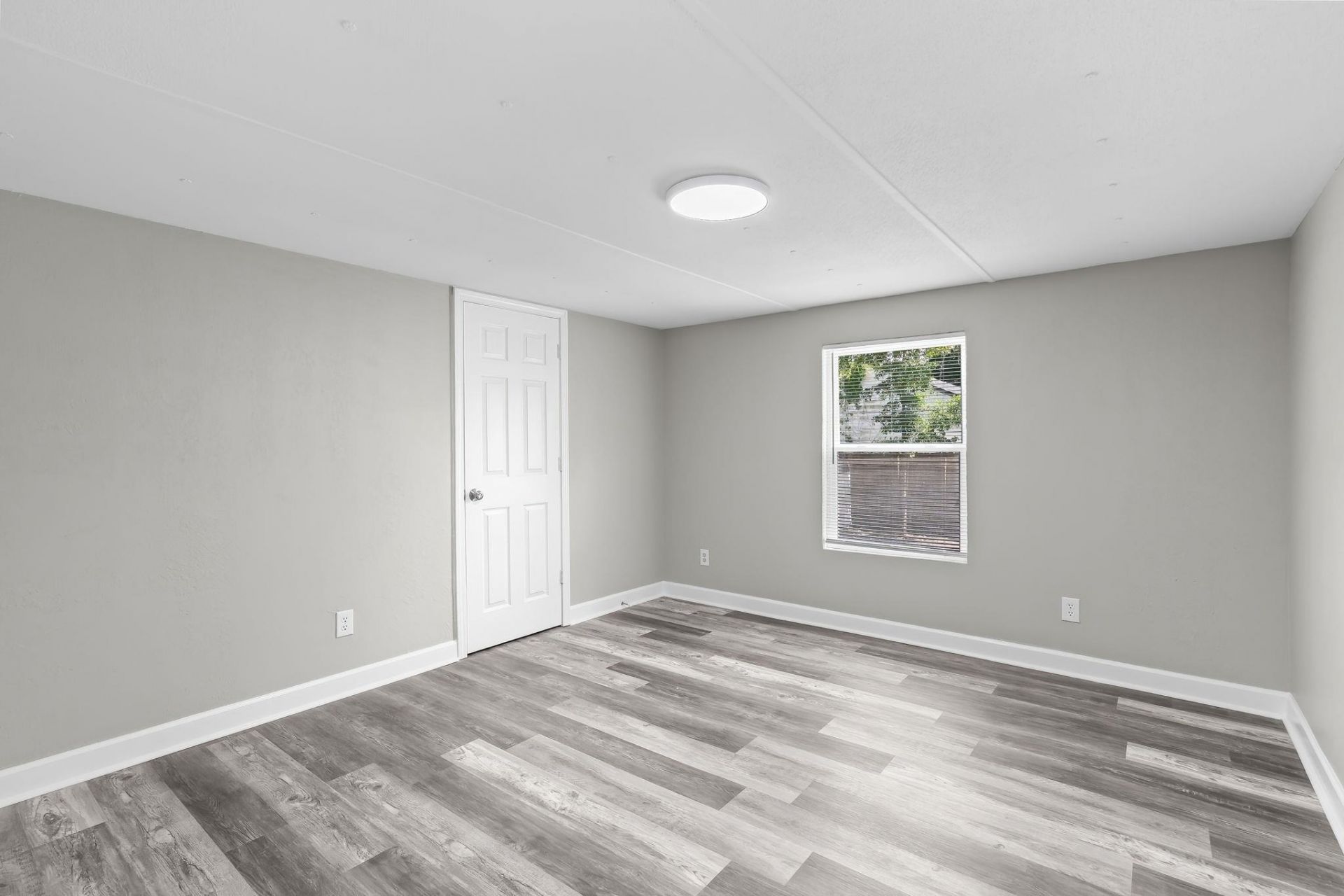 474 Grapevine St. Photo 33
