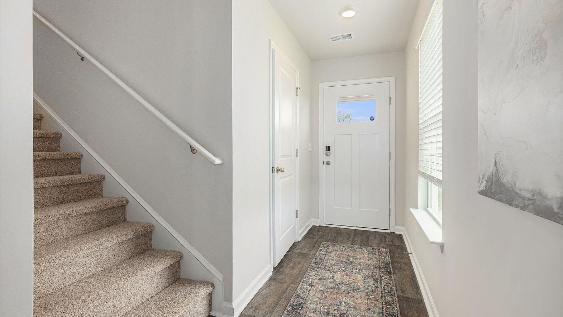 1018 St. Martin St.  Photo 2