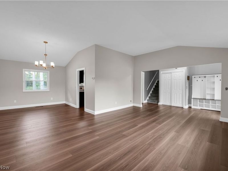 17024 Hunting Meadows Drive, Strongsville, OH 44136 Photo 2