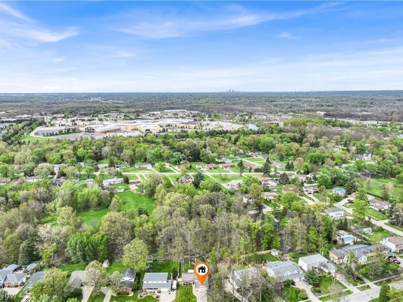 17024 Hunting Meadows Drive, Strongsville, OH 44136 Photo 43