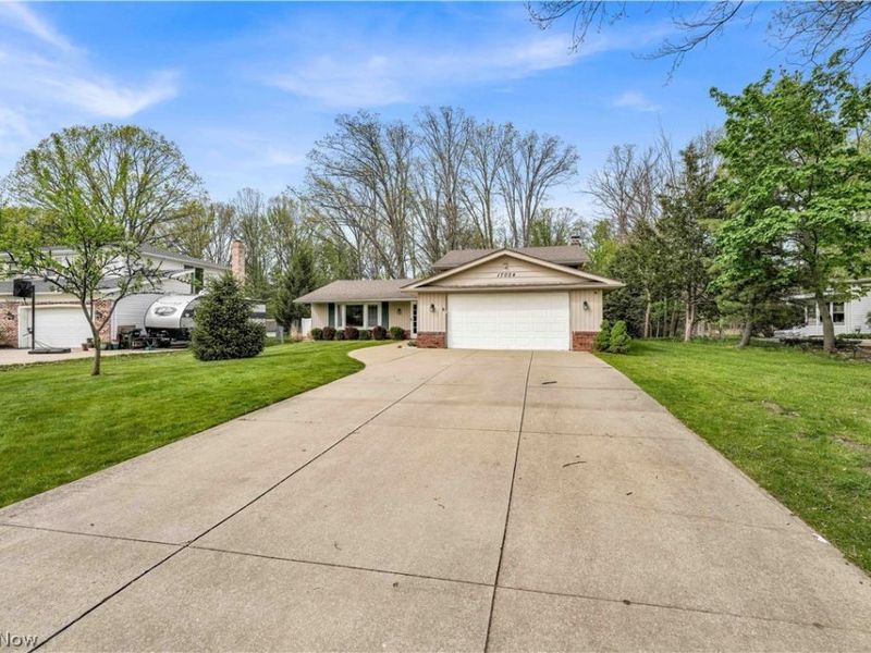 17024 Hunting Meadows Drive, Strongsville, OH 44136 Photo 47