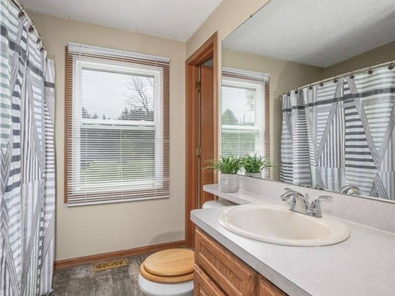 4715 Rock Spring Road, Ravenna, OH 44266 Photo 16