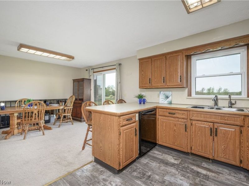 4715 Rock Spring Road, Ravenna, OH 44266 Photo 7