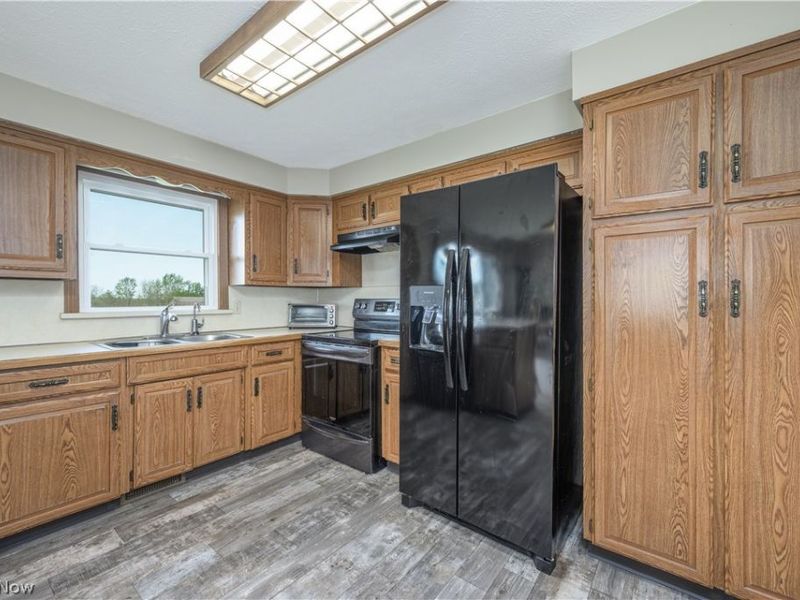 4715 Rock Spring Road, Ravenna, OH 44266 Photo 8