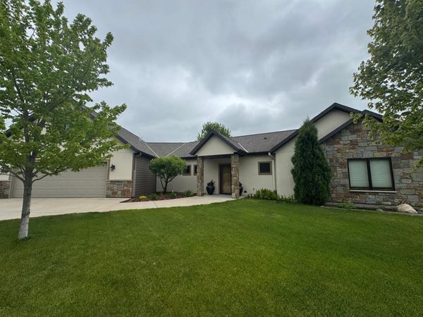 2122 37th Street S, Saint Cloud, MN 56301