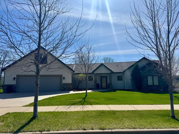 2122 37th Street S, Saint Cloud, MN 56301