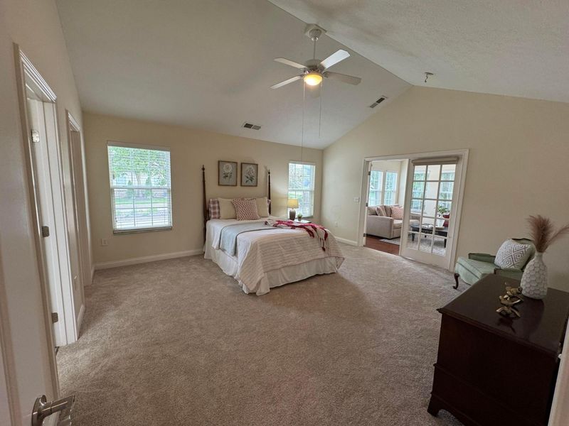 5059 Calais Drive , Unit 5059, Columbus, OH 43221 Photo 18