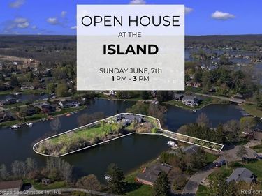 4912 Oakwood Court, Commerce Twp, MI 48382