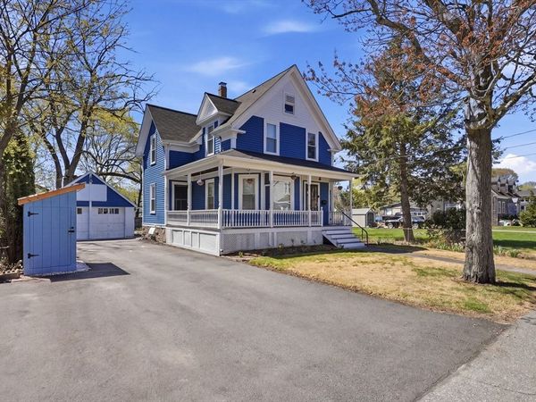 20 Pleasant St, Saugus, MA 01906