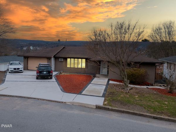 6 Short Street , Carbondale, PA 18407