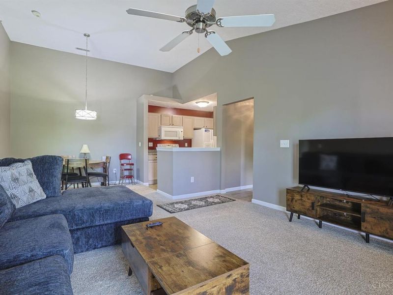 3408 North Bend Road, Unit 12, Green Township, OH 45239 Photo 9