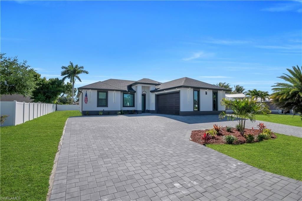 807 Nicholas Pkwy W, Cape Coral, FL 33991 Photo