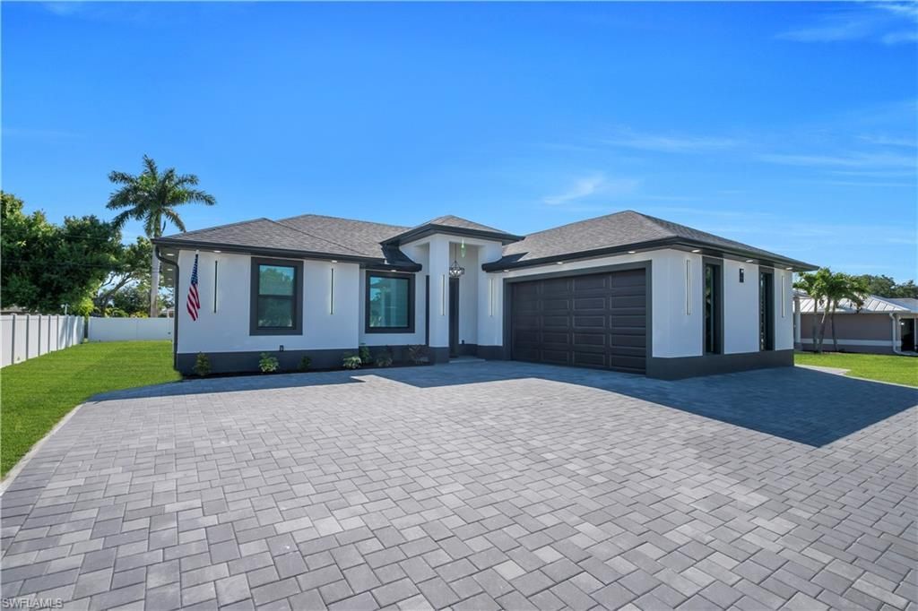 807 Nicholas Pkwy W, Cape Coral, FL 33991 Photo