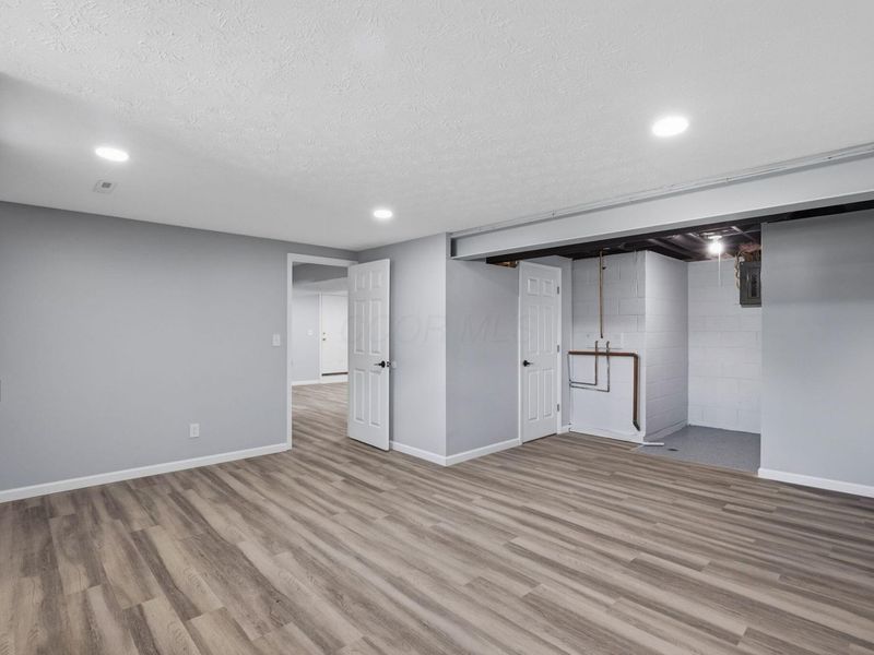 6060 Tiverton Square W, Columbus, OH 43229 Photo 35