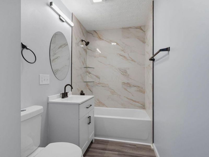 6060 Tiverton Square W, Columbus, OH 43229 Photo 9