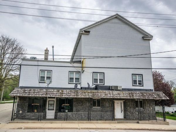 200 W Washington St, Slinger, WI 53086
