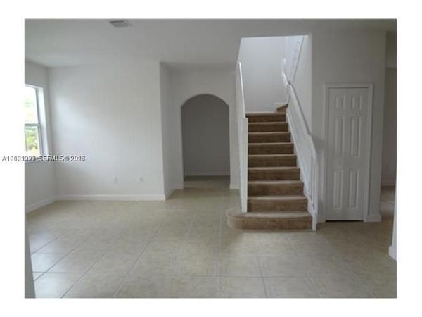 10012 NW 7th St , Unit 216, Miami, FL 33172