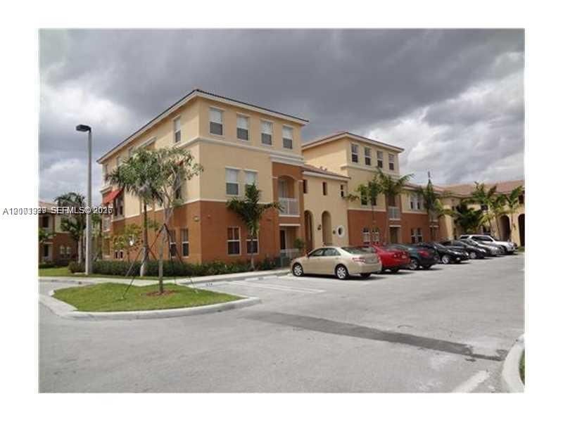 10012 NW 7th St , Unit 216, Miami, FL 33172 Photo