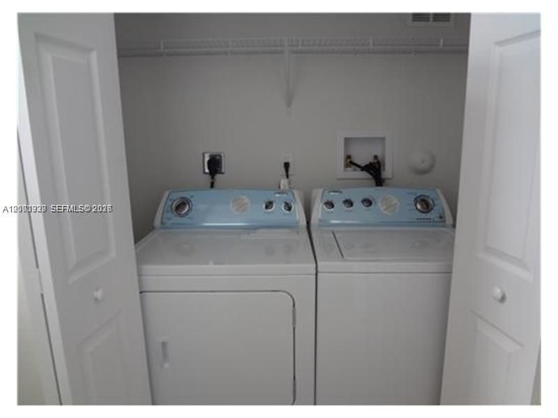 10012 NW 7th St , Unit 216, Miami, FL 33172 Photo