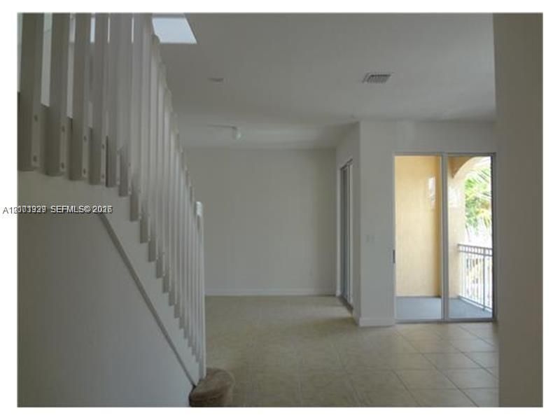 10012 NW 7th St , Unit 216, Miami, FL 33172 Photo