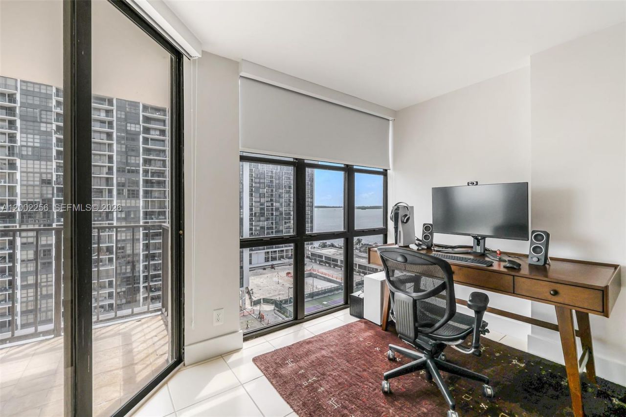 1915 Brickell Ave , Unit C1404, Miami, FL 33129 Photo