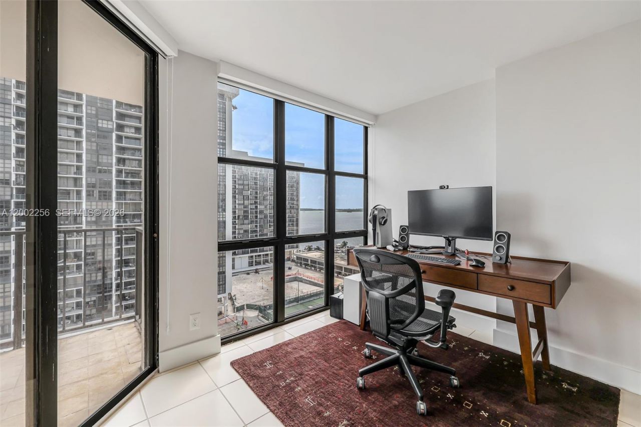 1915 Brickell Ave , Unit C1404, Miami, FL 33129 Photo