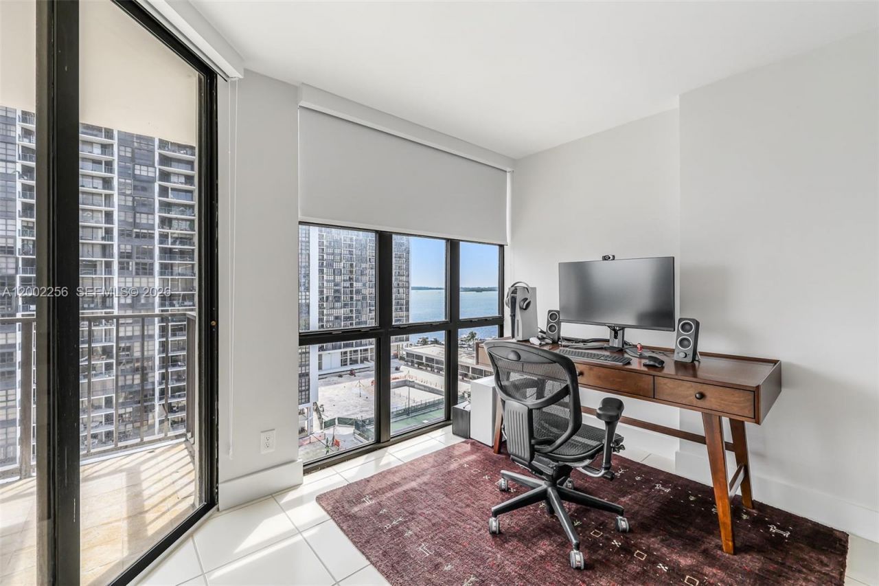 1915 Brickell Ave , Unit C1404, Miami, FL 33129 Photo