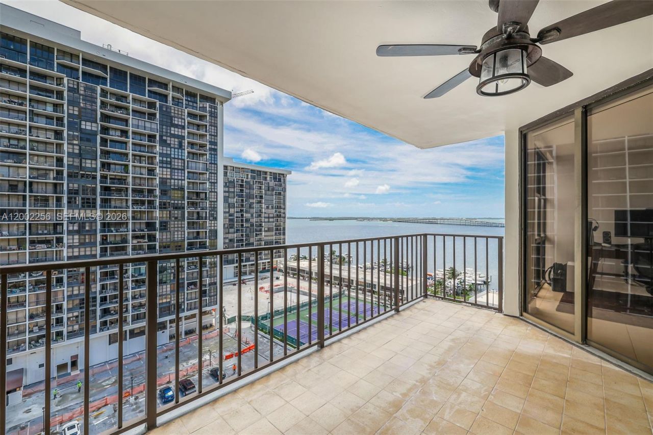 1915 Brickell Ave , Unit C1404, Miami, FL 33129 Photo
