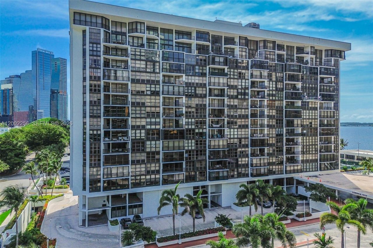 1915 Brickell Ave , Unit C1404, Miami, FL 33129 Photo