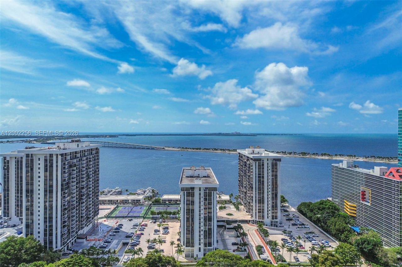 1915 Brickell Ave , Unit C1404, Miami, FL 33129 Photo