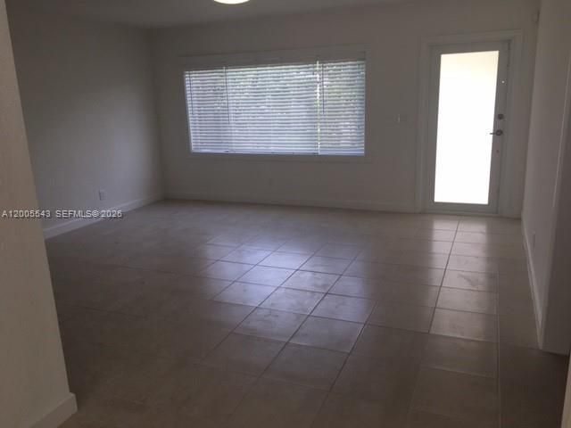 805 NE 138th St, North Miami, FL 33161 Photo