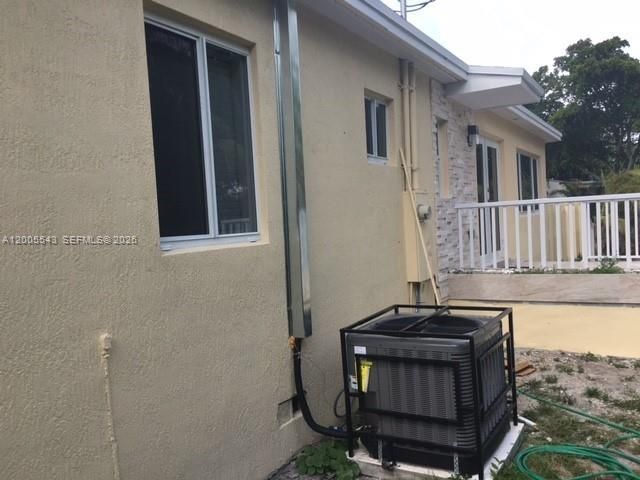 805 NE 138th St, North Miami, FL 33161 Photo