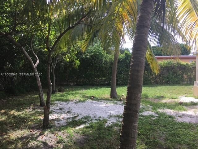 805 NE 138th St, North Miami, FL 33161 Photo