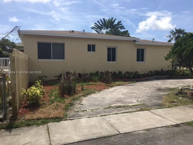 805 NE 138th St, North Miami, FL 33161 Photo