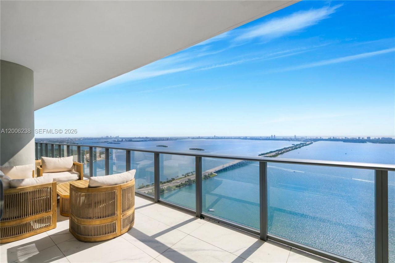 3131 NE 7th Ave, Unit PH5202, Miami, FL 33137 Photo