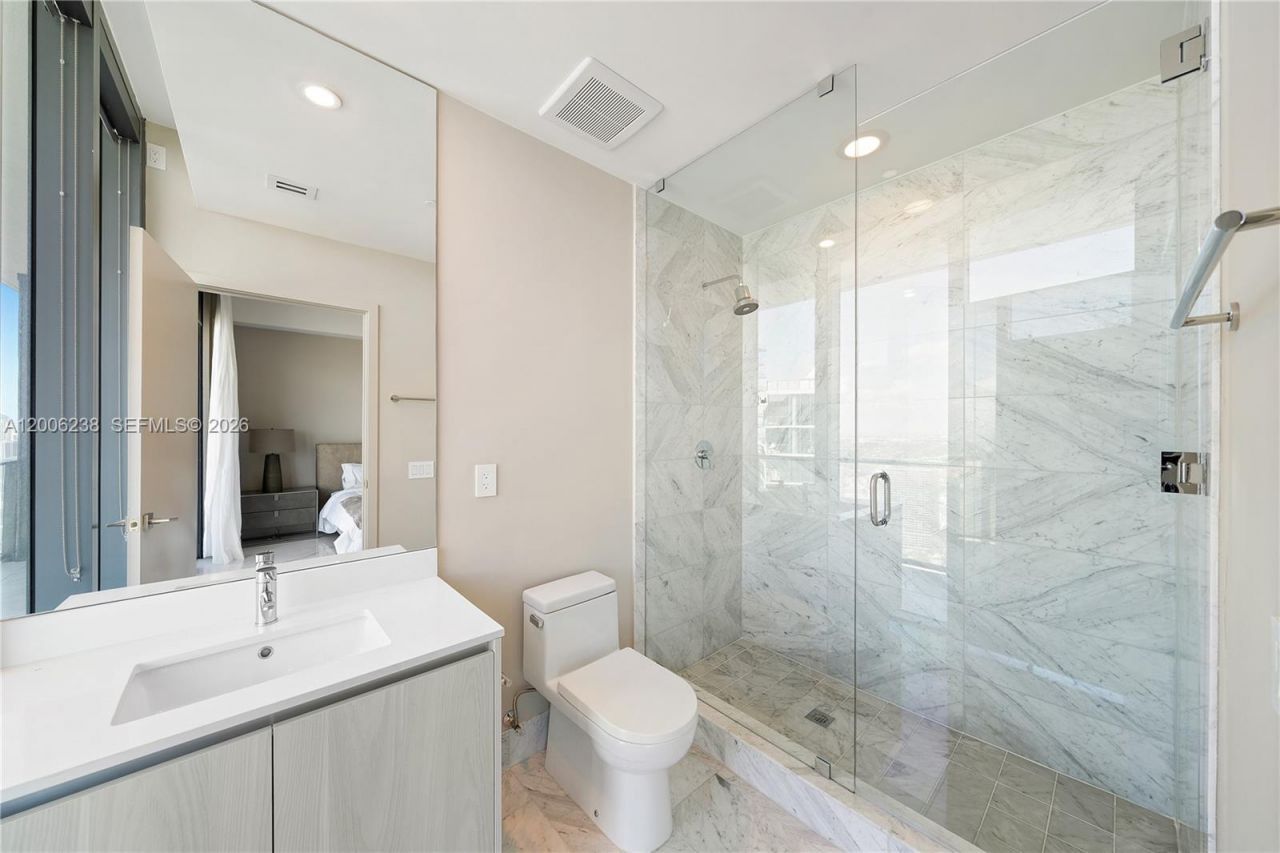 3131 NE 7th Ave, Unit PH5202, Miami, FL 33137 Photo