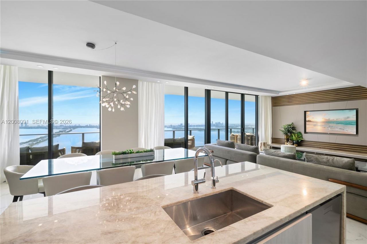 3131 NE 7th Ave, Unit PH5202, Miami, FL 33137 Photo