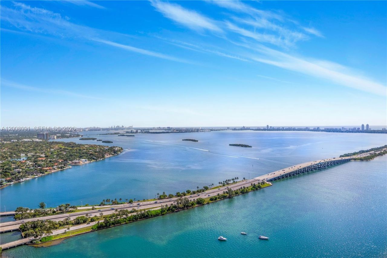 3131 NE 7th Ave, Unit PH5202, Miami, FL 33137 Photo