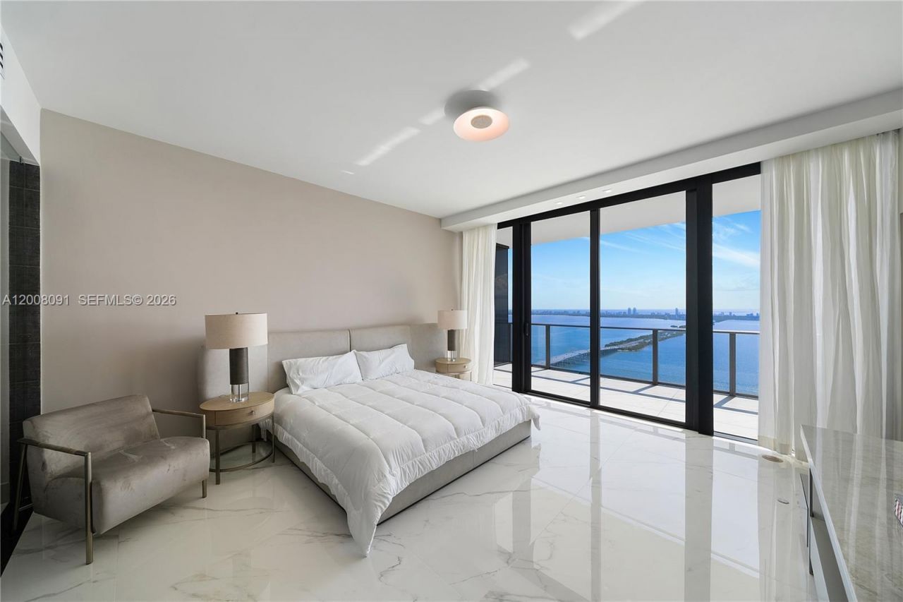 3131 NE 7th Ave, Unit PH5202, Miami, FL 33137 Photo