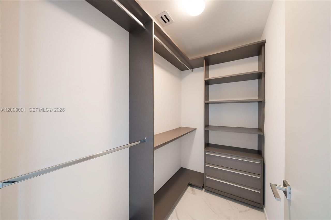 3131 NE 7th Ave, Unit PH5202, Miami, FL 33137 Photo