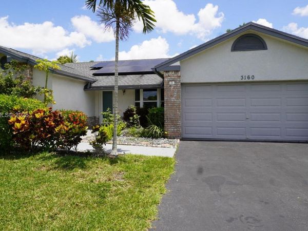 3160 NW 101st Ave , Sunrise, FL 33351