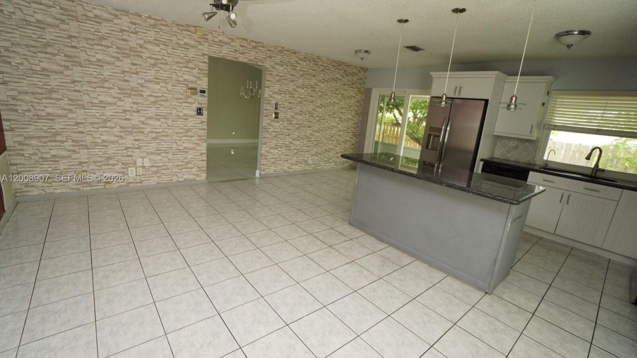 3160 NW 101st Ave , Sunrise, FL 33351 Photo